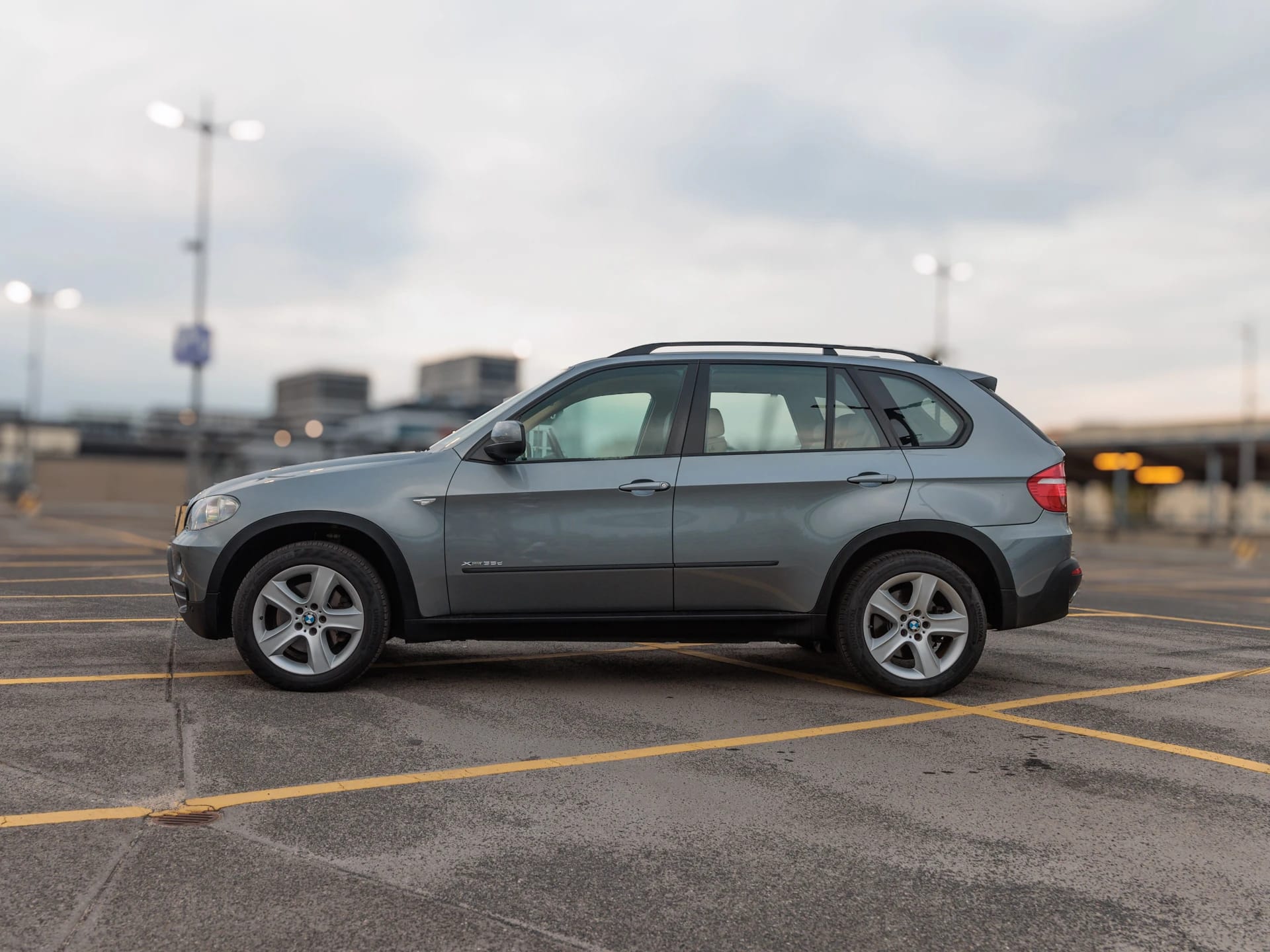 Zdjęcie samochodu BMW X5 3.5d xDrive numer 4